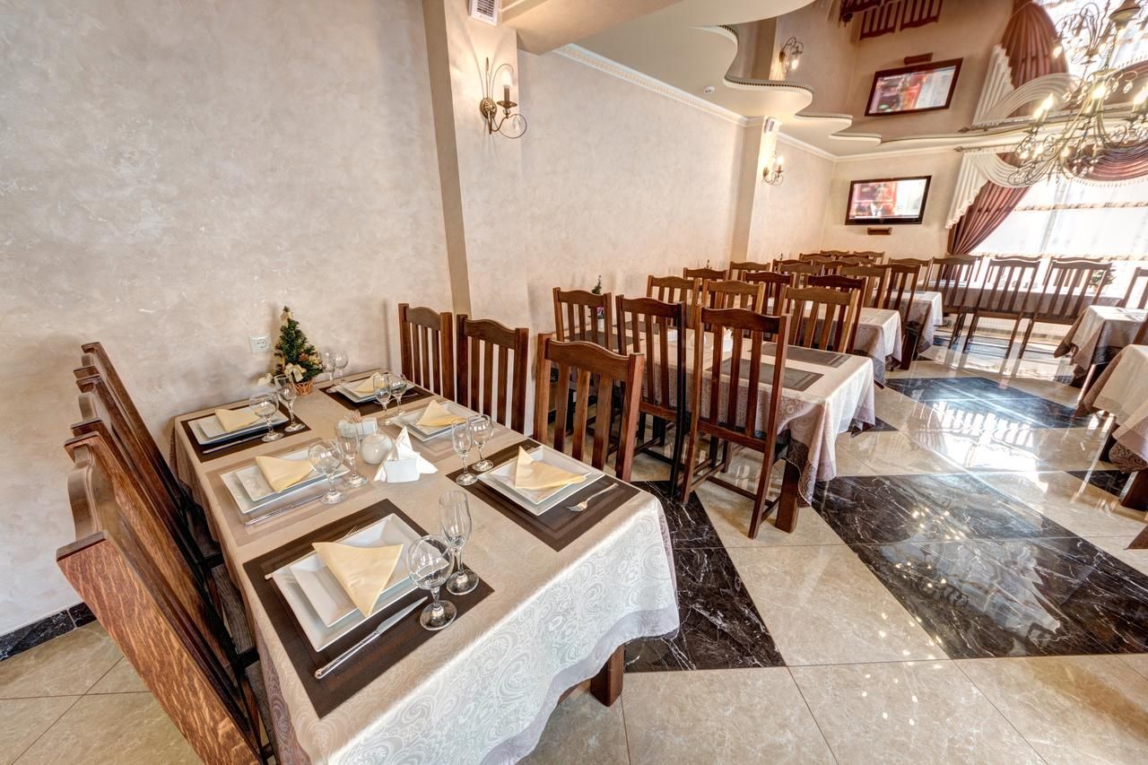 Отель Виктория Буковель